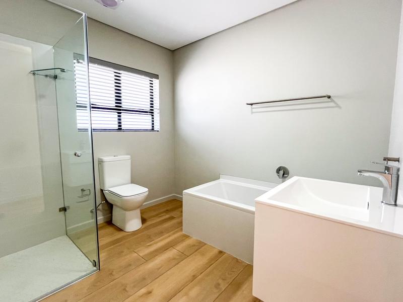 3 Bedroom Property for Sale in Lemoenkloof Western Cape